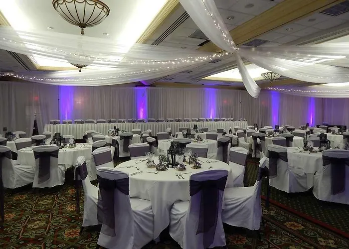 Hotel Doubletree By Hilton Minneapolis Airport, Mn 3*
