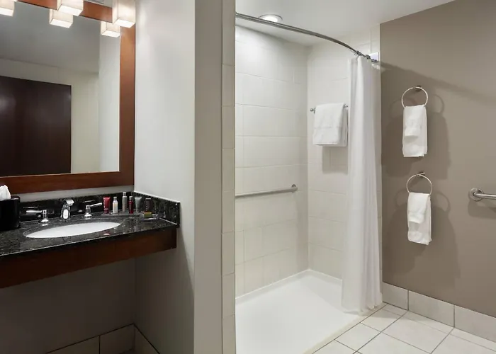 Doubletree By Hilton Minneapolis Airport, Mn 3*
