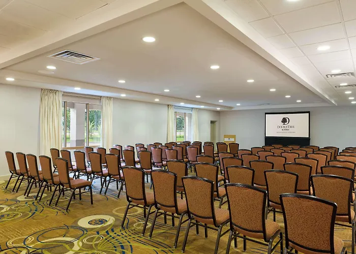 Doubletree By Hilton Minneapolis Airport, Mn 3*