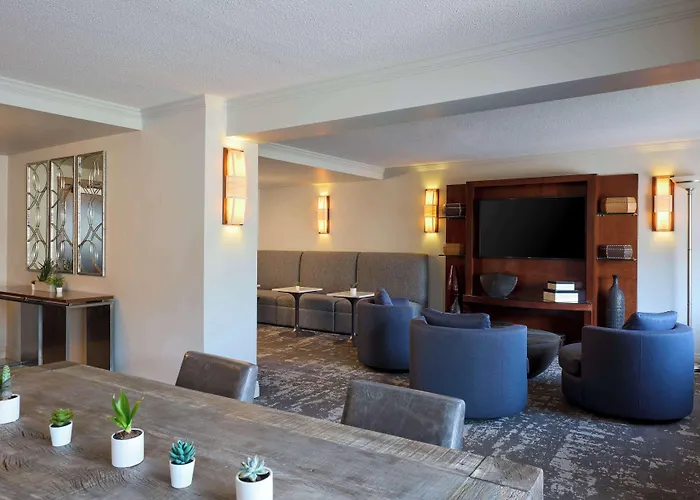 Doubletree By Hilton Minneapolis Airport, Mn Hotel